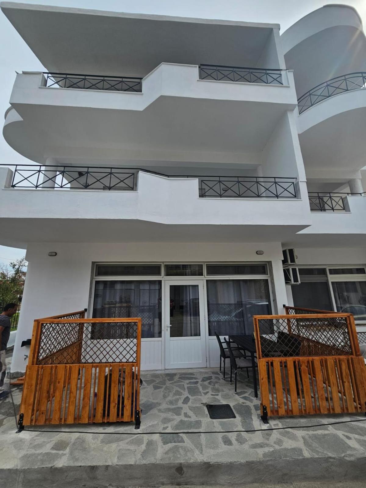 Beach Apartment B Nea Karvali Dış mekan fotoğraf