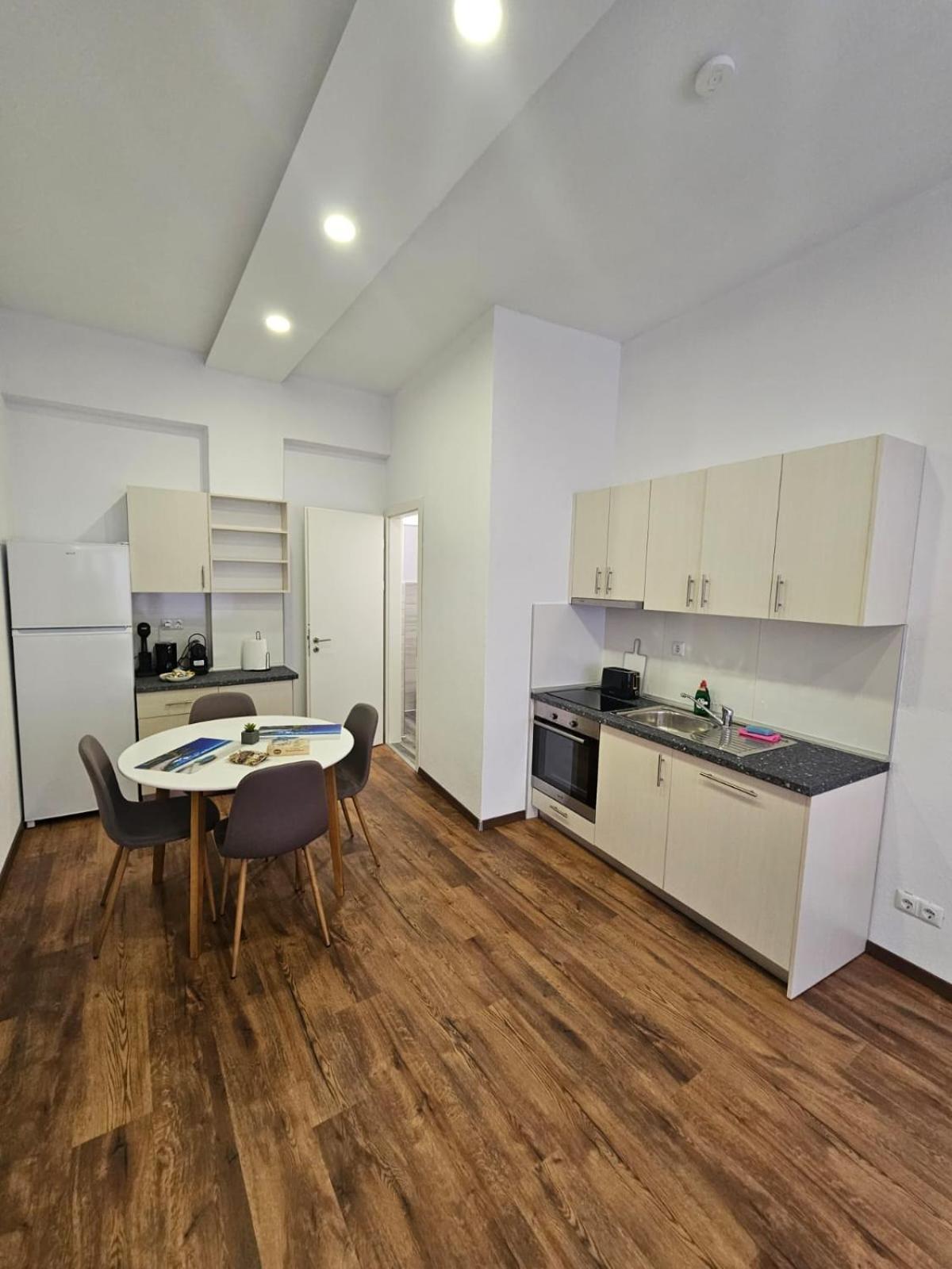 Beach Apartment B Nea Karvali Dış mekan fotoğraf